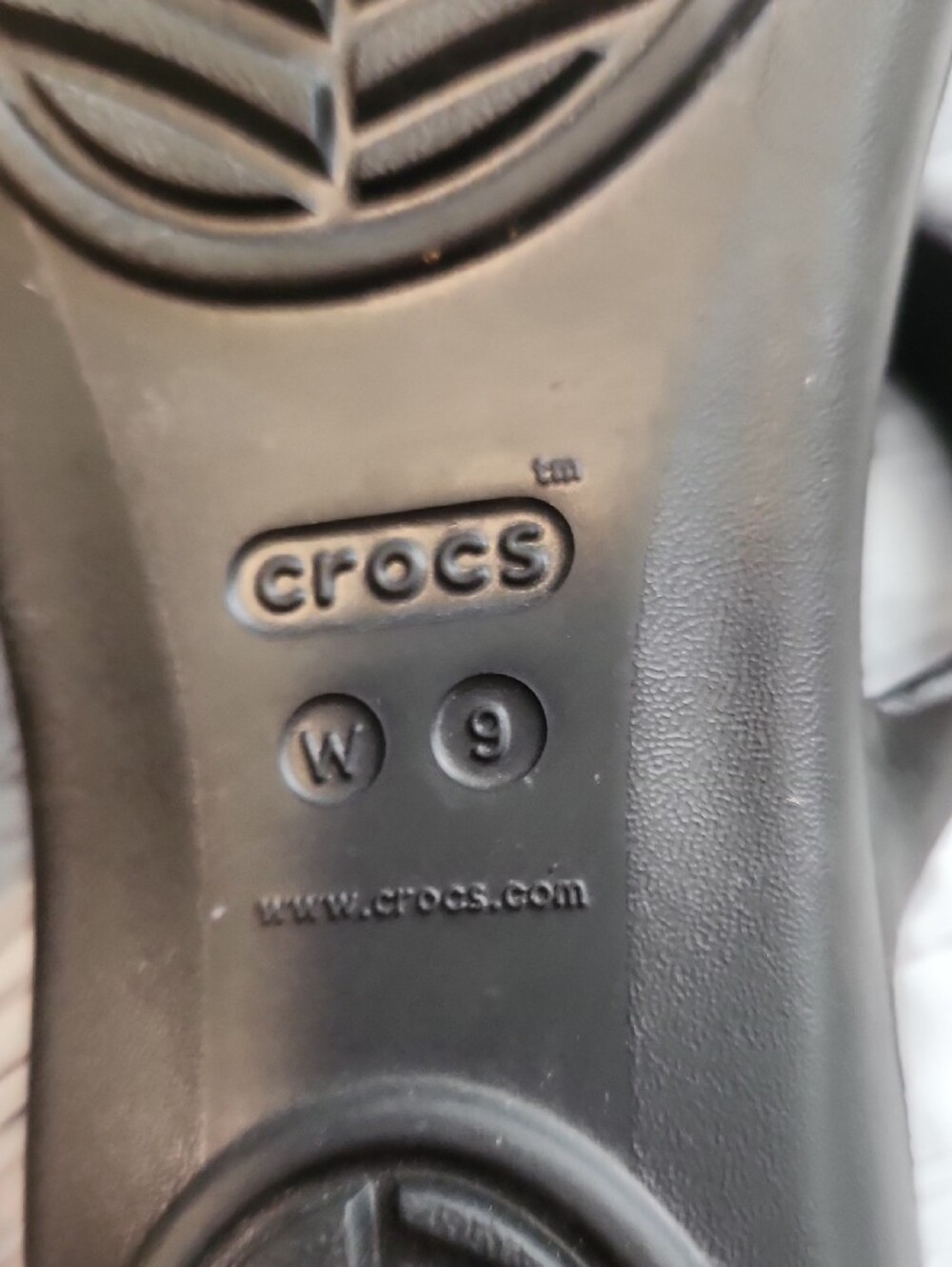 CROCS Black Women's Casual Slide Sandals - Picture 5 of 6